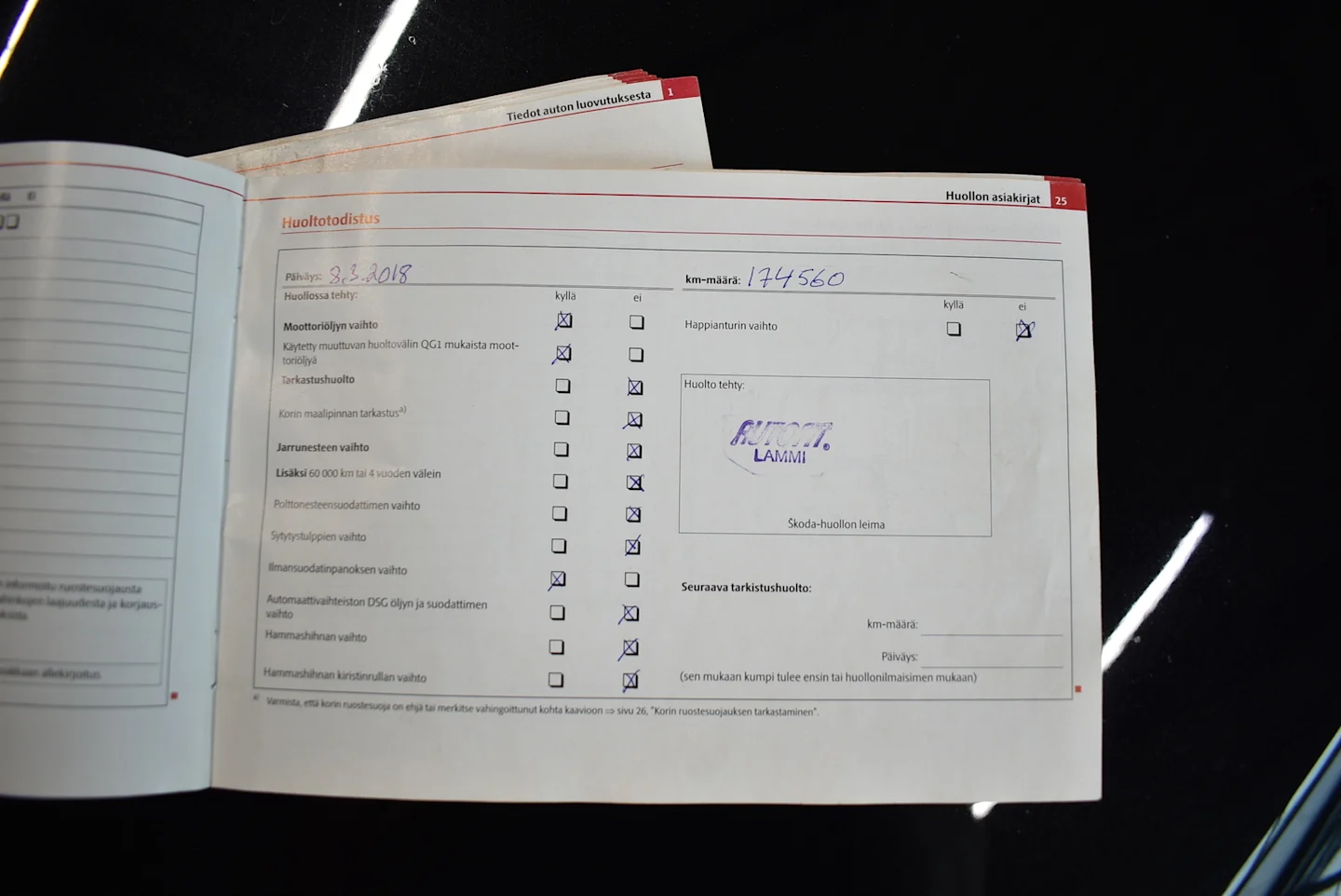 Car Image - 1T8d6NNLag55KUeuuvbaVv