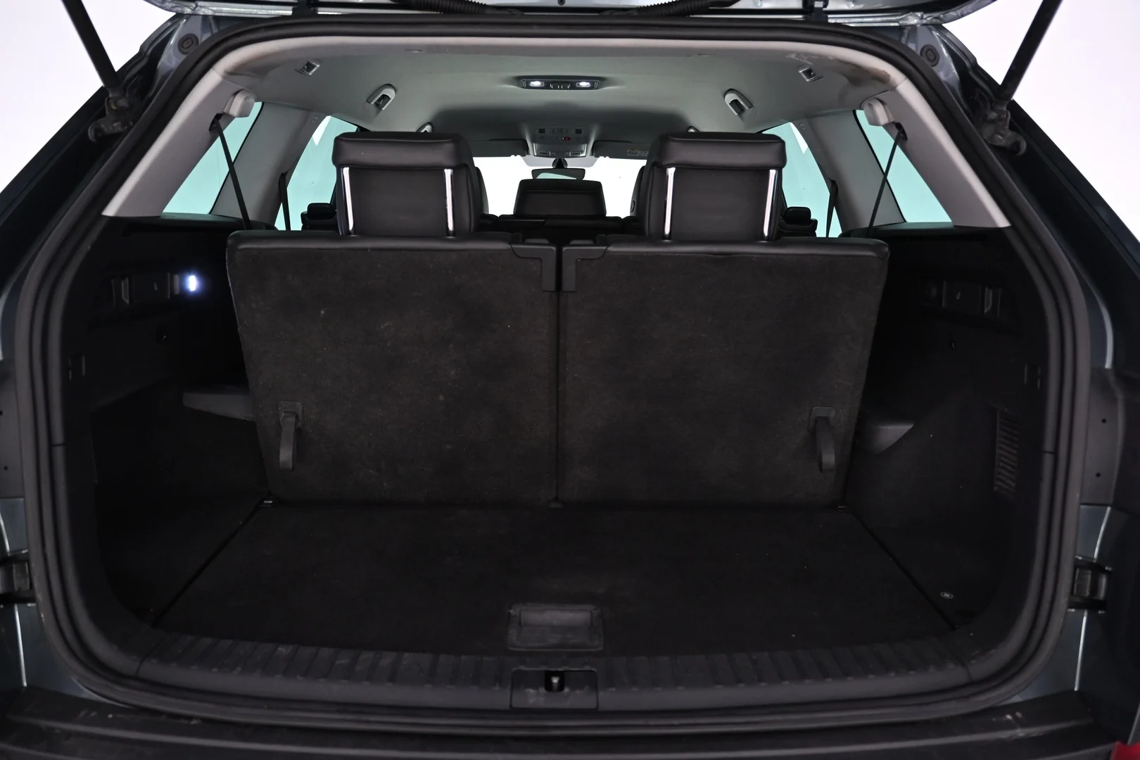 Car Image - 5H43SlmZkTbbpxXUs5Xarz