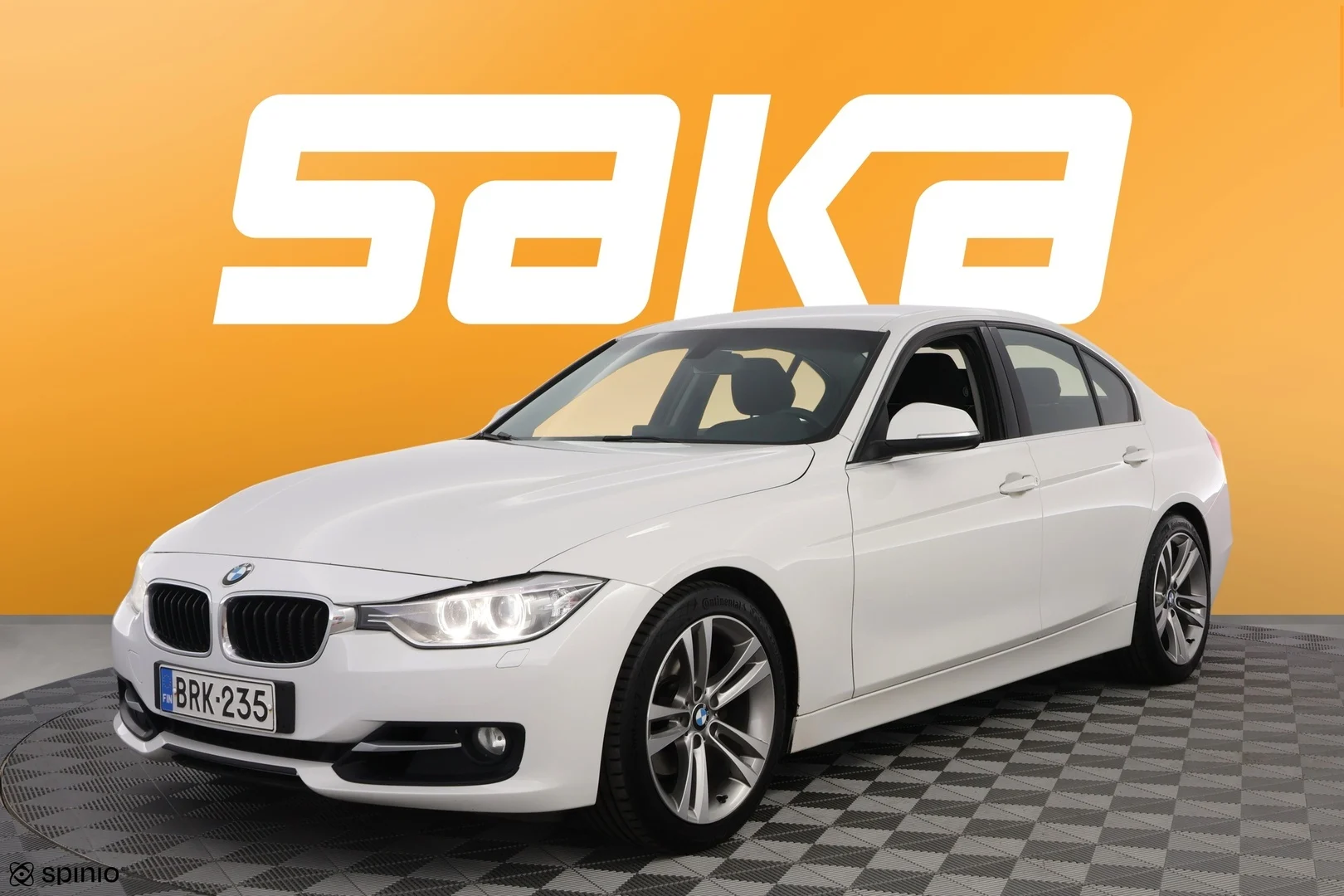 Car Image - 18Pw77XRT5QOLdeS0y6s7X