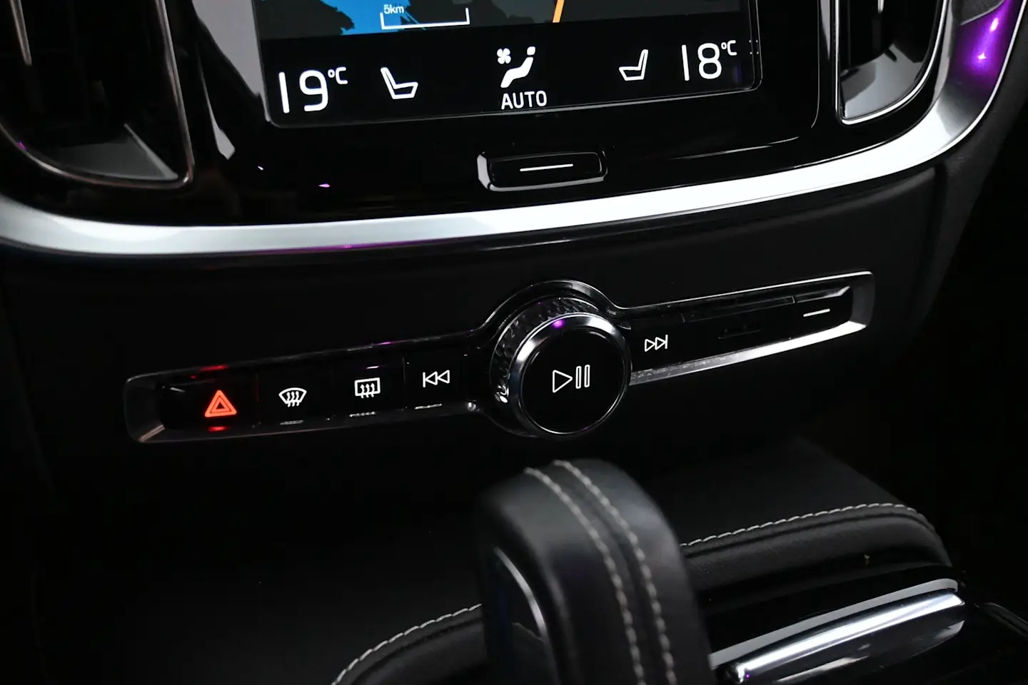 Car Image - 3SVxbfOh7HA7nkTtKdKJWR