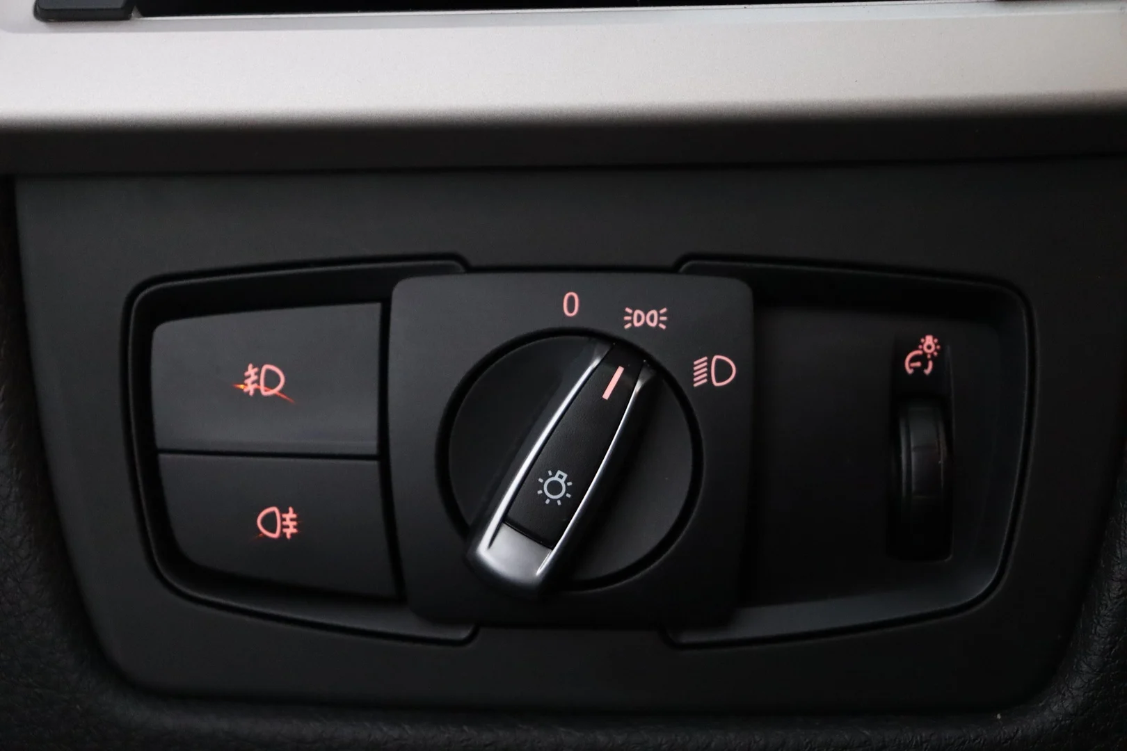 Car Image - BovnfXqaOtPt6O6tpQ6cM