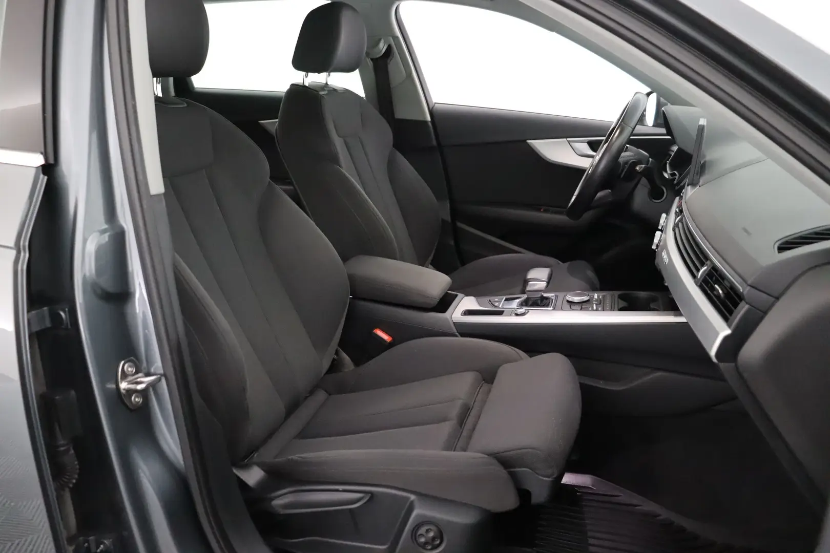 Car Image - 1eSJf6mDHlPIdmTNVB3GZd