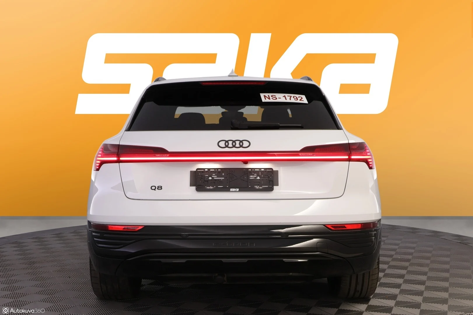 Car Image - 6yJC6dmgLSmEIARQA8LVii