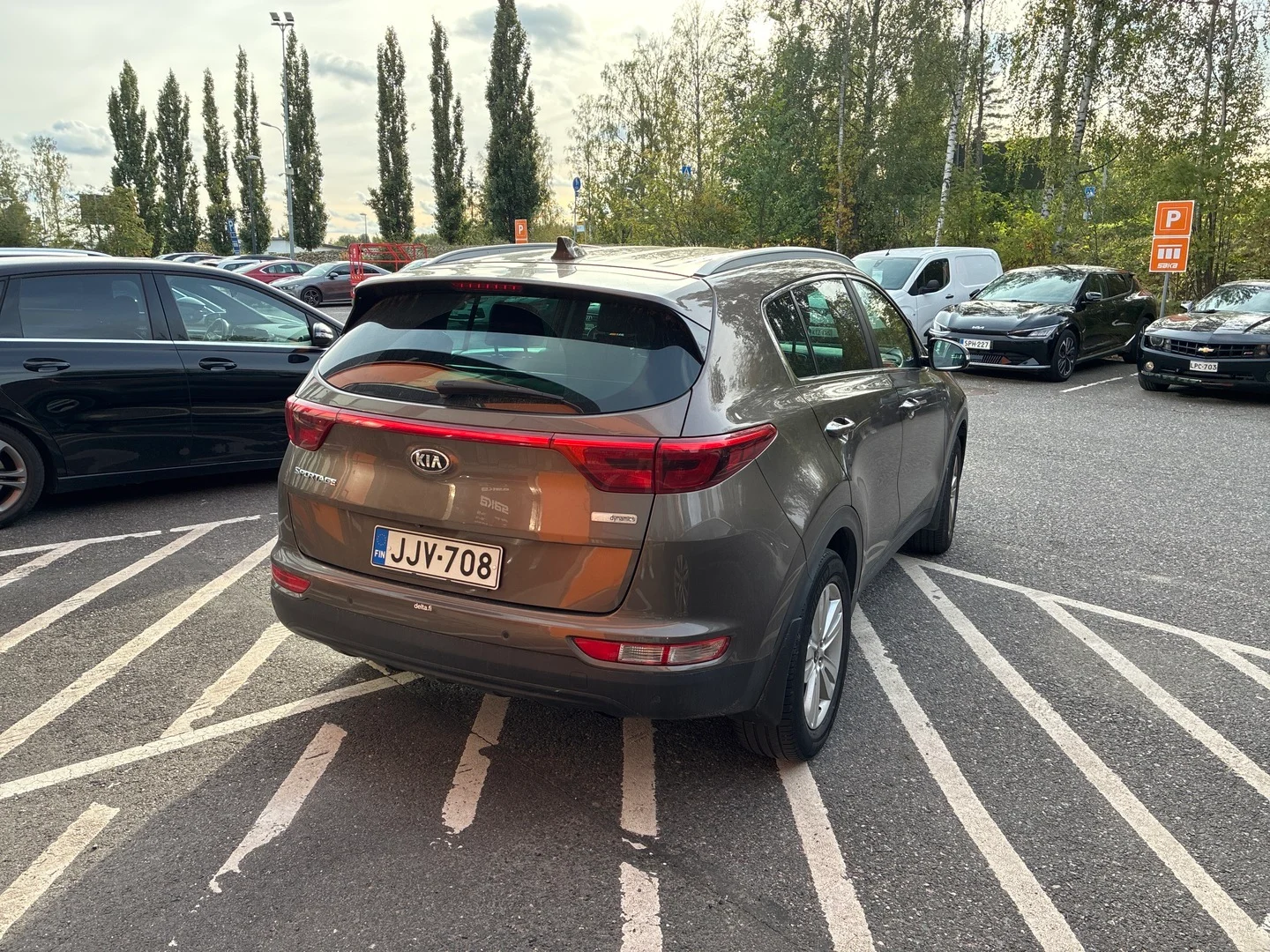 Car Image - D6Bykk89Pr1N6tUSpeI81
