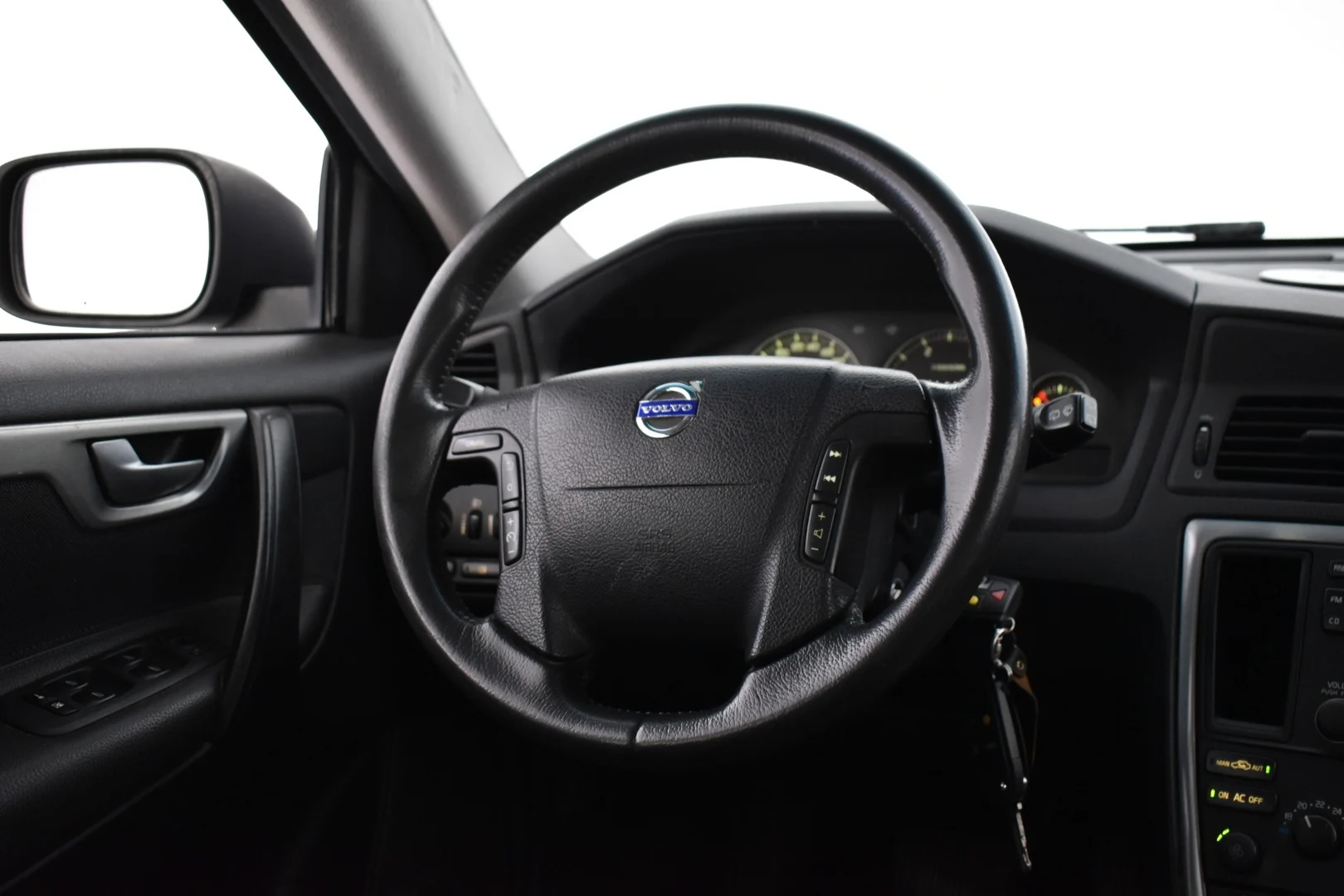 Car Image - 3LC0LFSCbQuk6VWih4UeqN