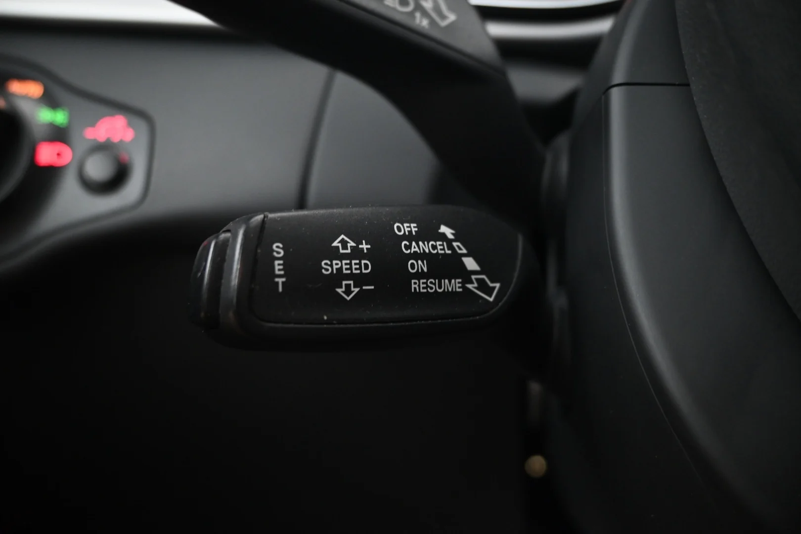 Car Image - 1hulzAo7Ahq7I369EfFU30