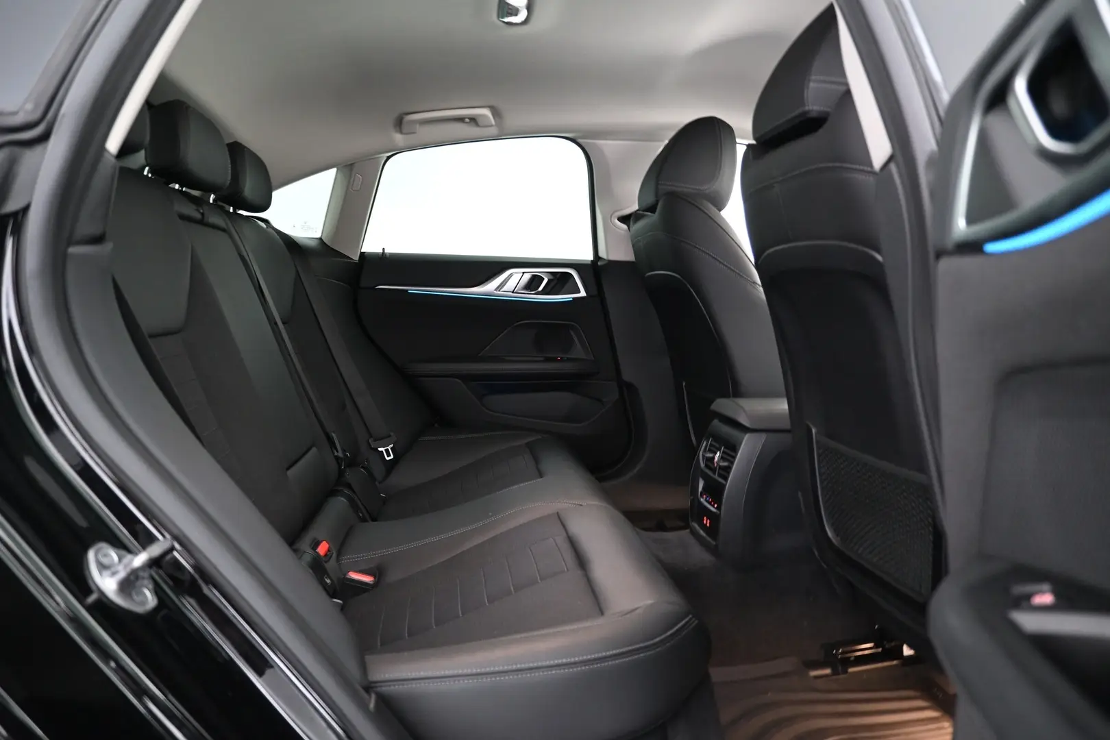 Car Image - 2OOonD5VSlJfaDOT5gRXG8