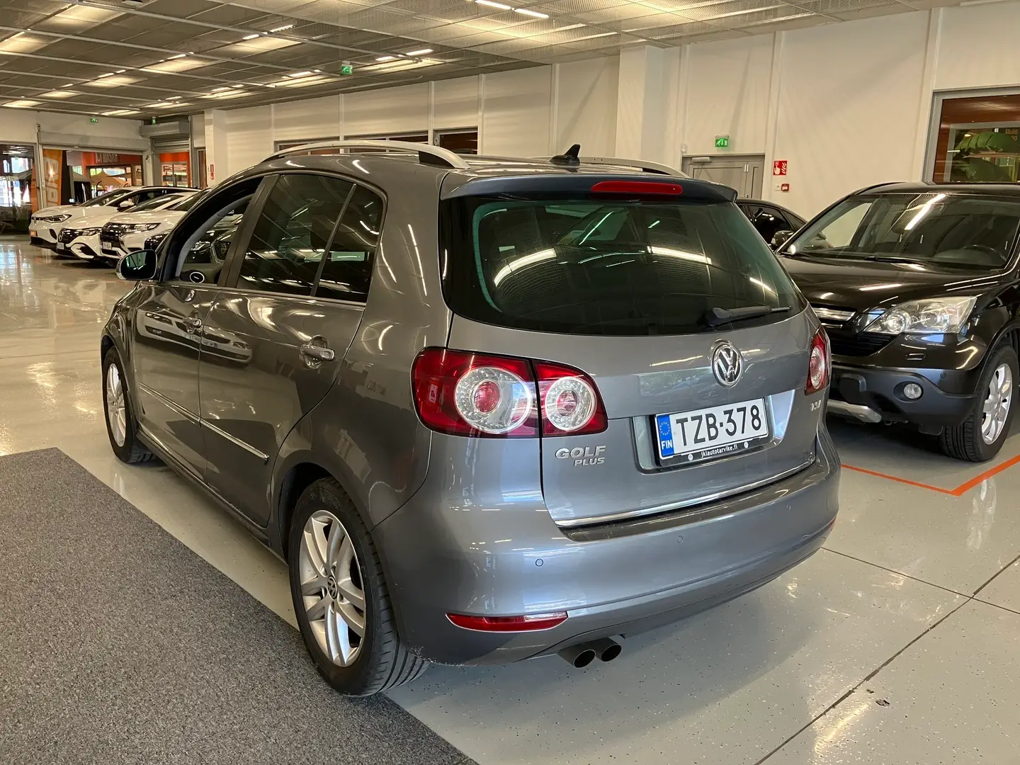 Car Image - 6I2hbpLMAWjQjxMWZDIC42