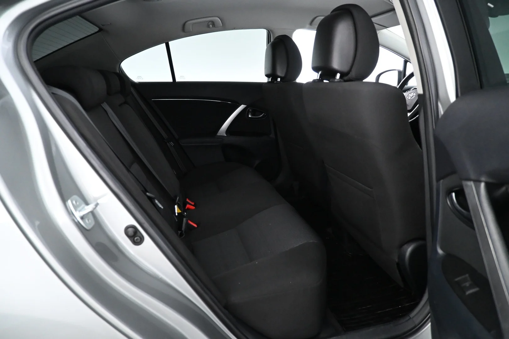 Car Image - 1NjIemOTeLSmUeL9CE1dx1