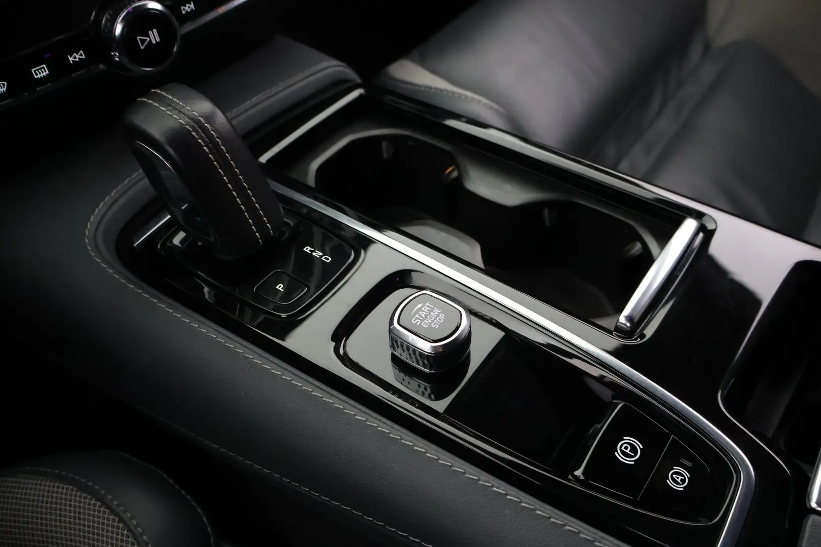 Car Image - 5rOxuaS5S7bk2Qz5pUrVzq