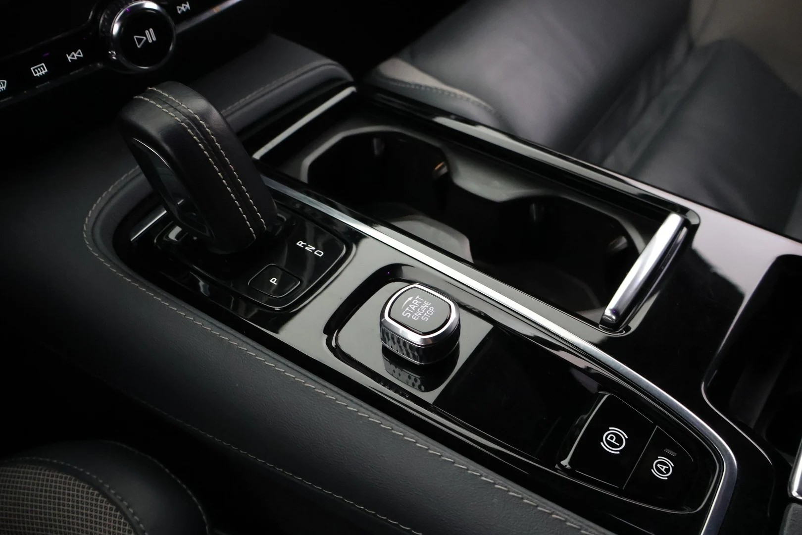 Car Image - 5rOxuaS5S7bk2Qz5pUrVzq