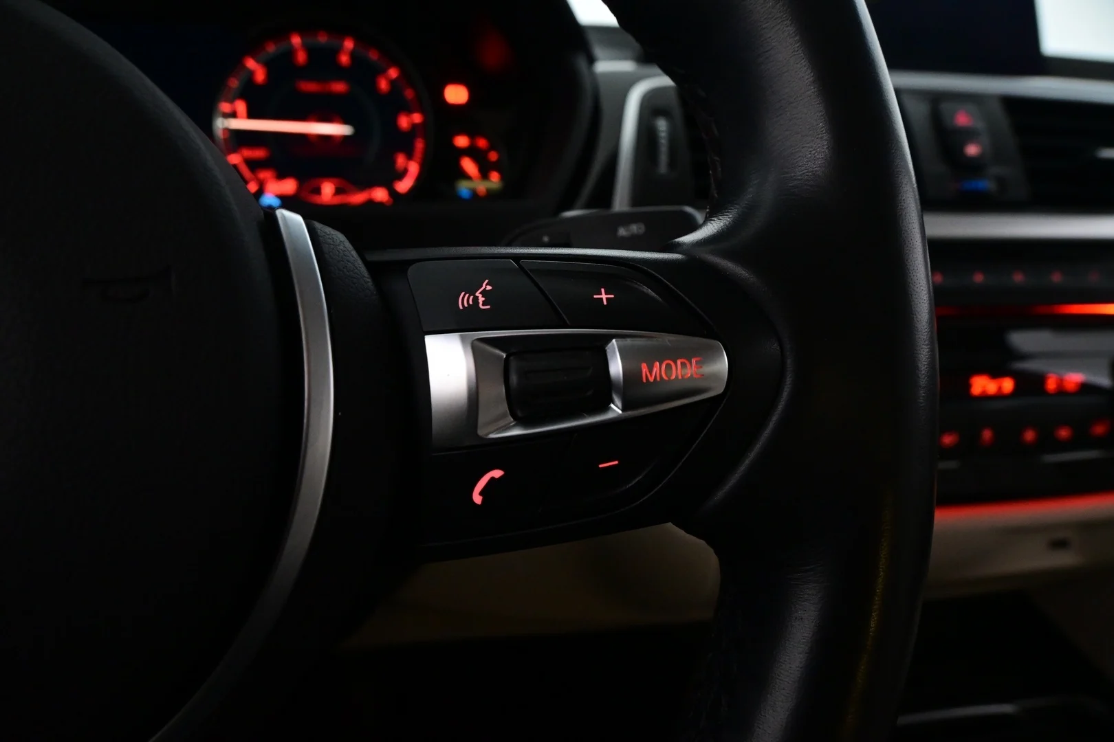 Car Image - 3fEqbRJecv8zDMR6pct7WH