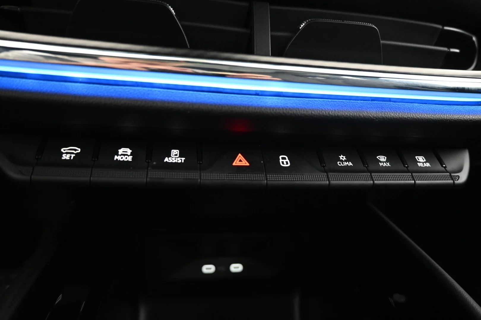Car Image - 3Rbe9PljX8UAyfrp2WNp7o
