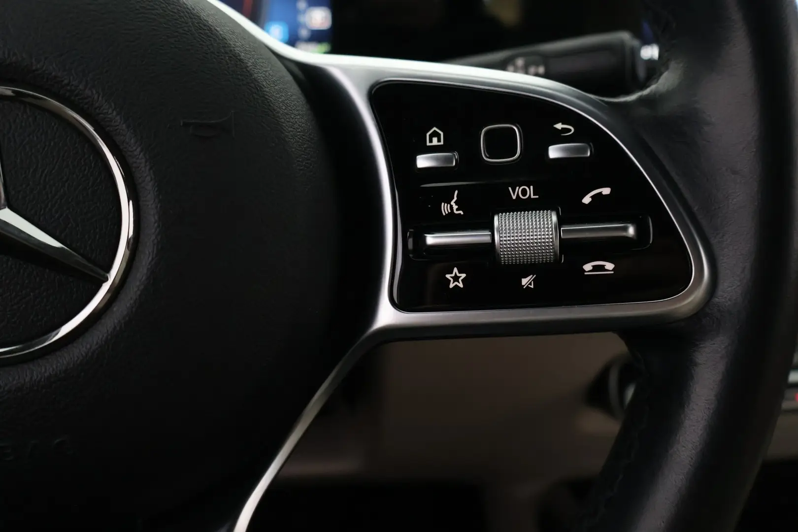 Car Image - 30gPjhBa4MxeWAivRdTW1z