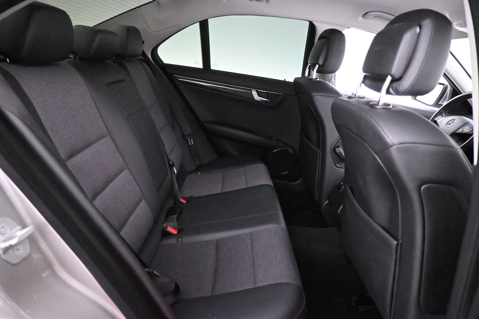 Car Image - 6LnQz9kXB9oe2inl1YyRWg