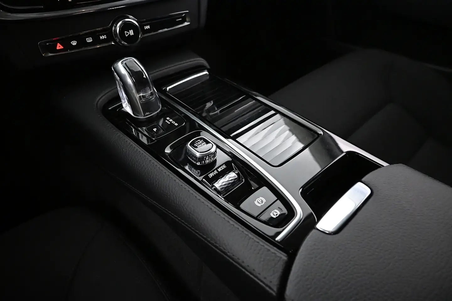 Car Image - 6XM8FwK8BGqBm8ARt7gH3M