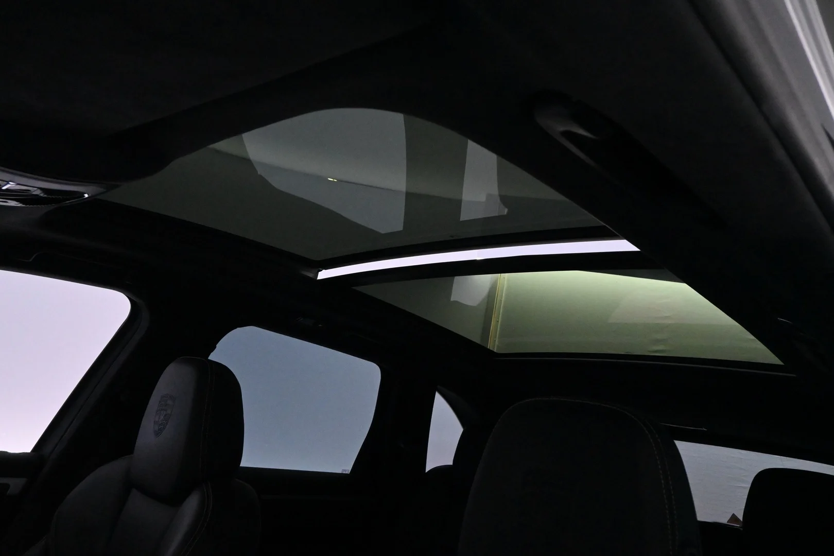 Car Image - 2JgLqTEthR90tVLp8p5Q1T