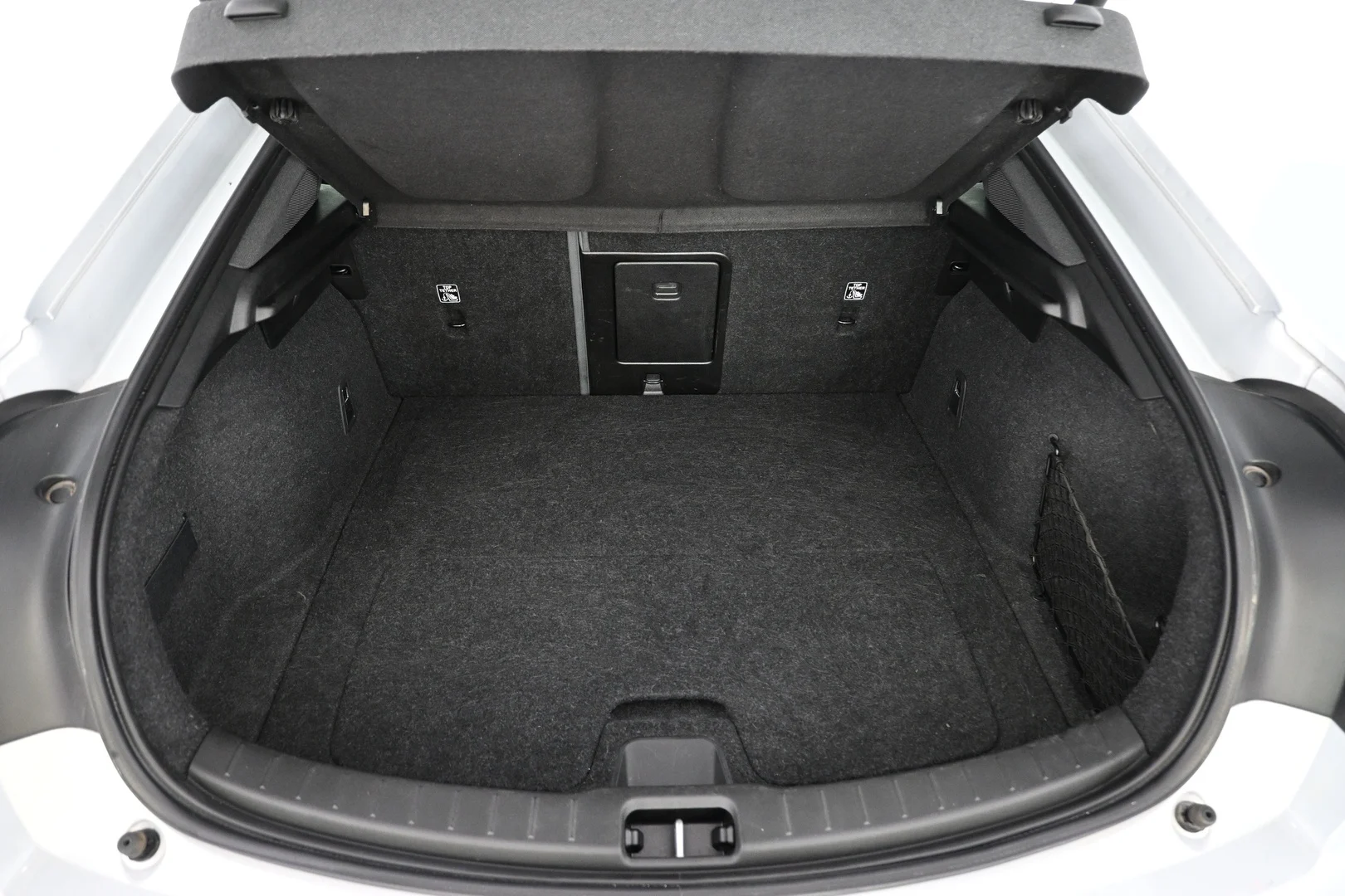 Car Image - 4Cpy4BvdEZKtEUVwsDWv1x