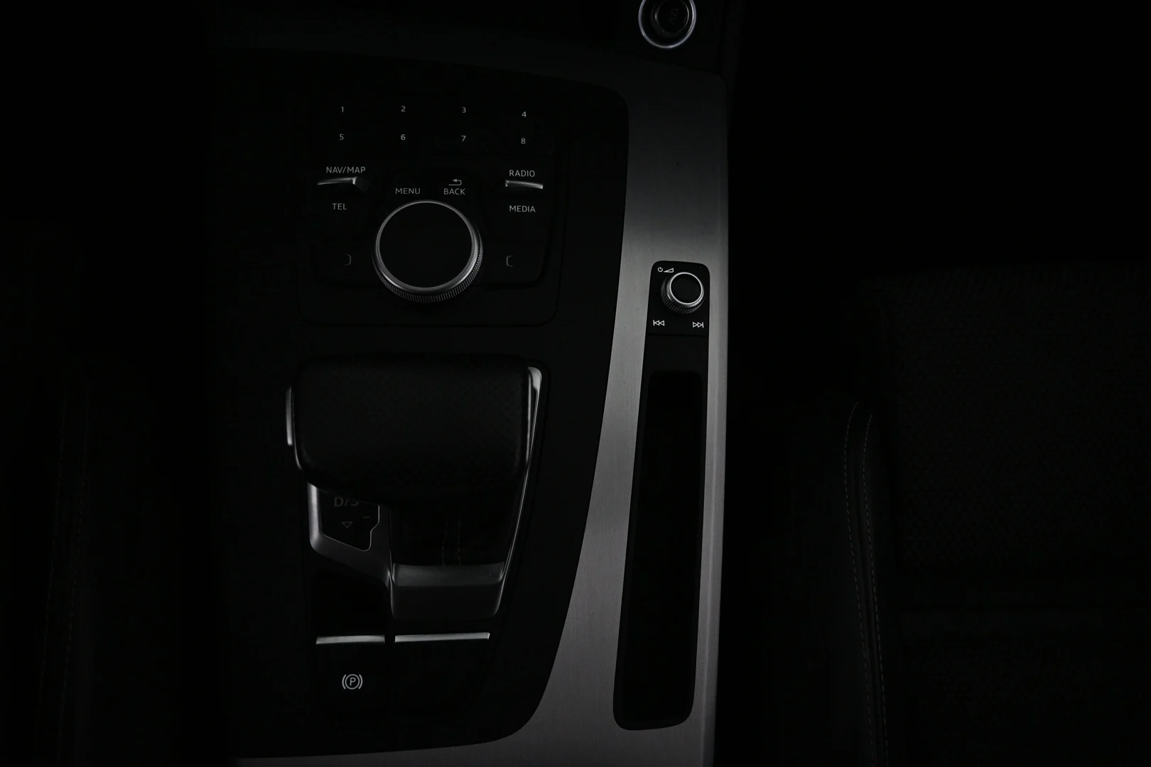 Car Image - 3uQYyoqqhH3JWsFuqzKwpn
