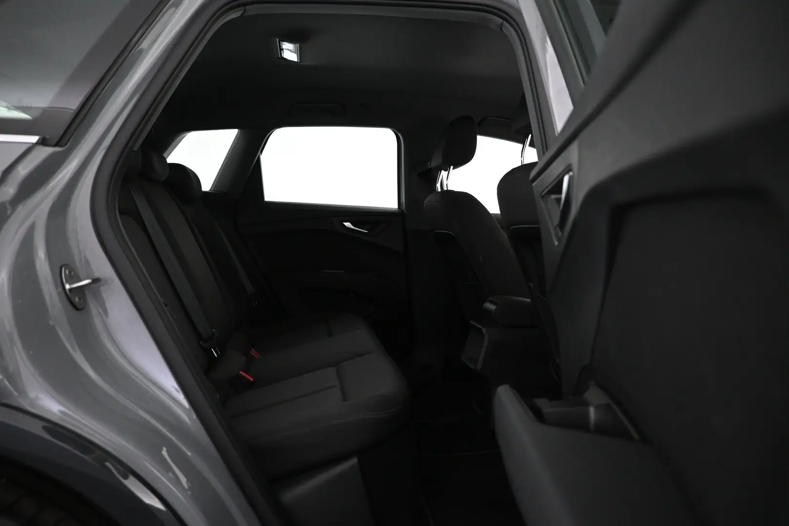 Car Image - 1lfbnyy9TjBaC5UTyFuyGm