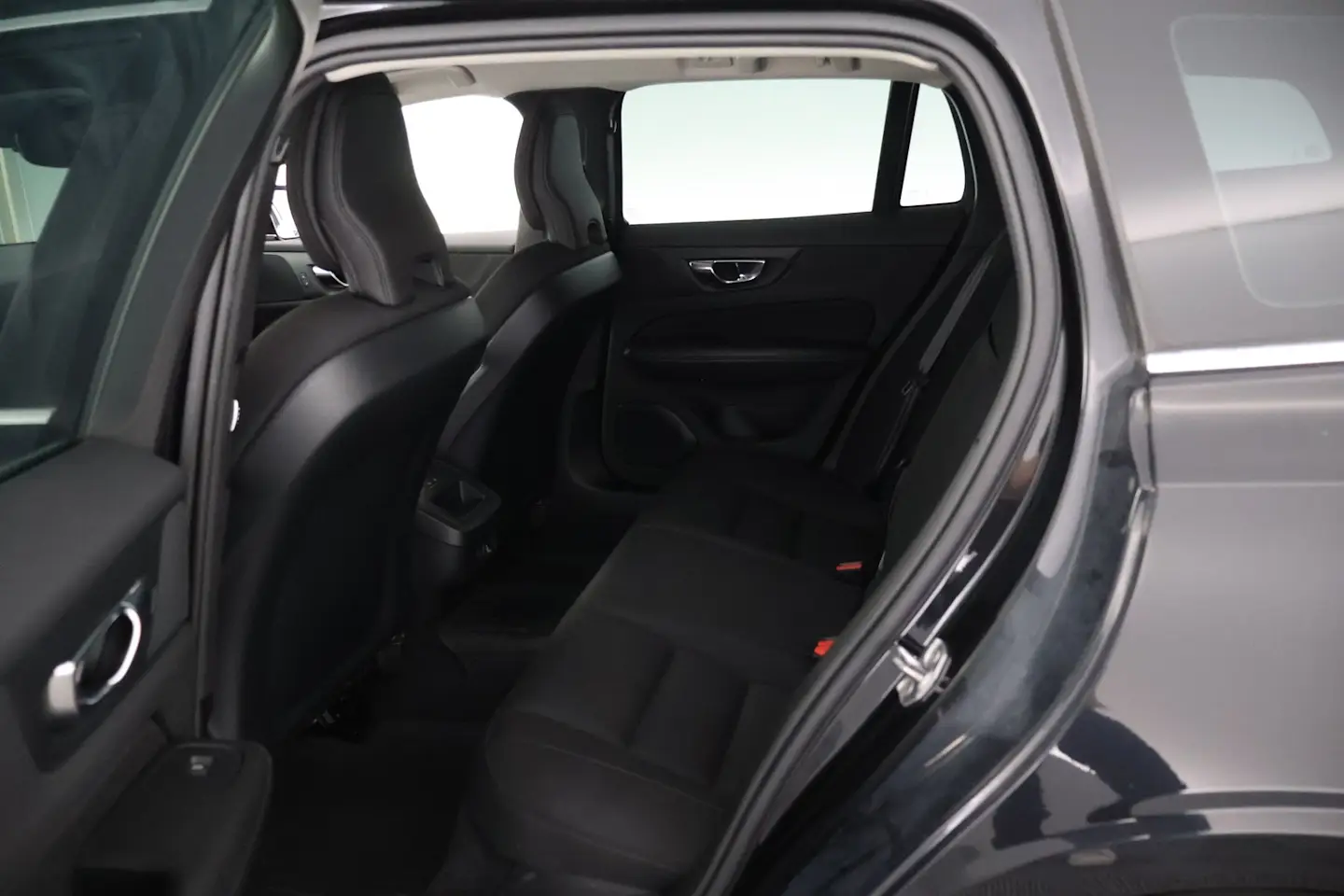 Car Image - 7o1YJt1ywr5sNy2h0vXBrA