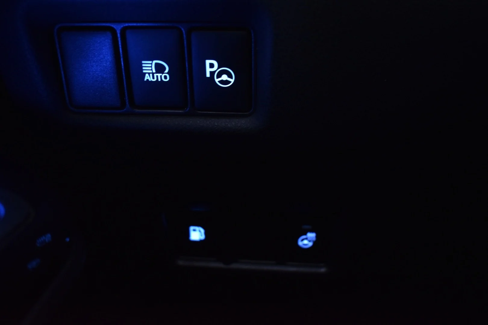 Car Image - 3quMX1RWbP2N8OP7FI2fiC