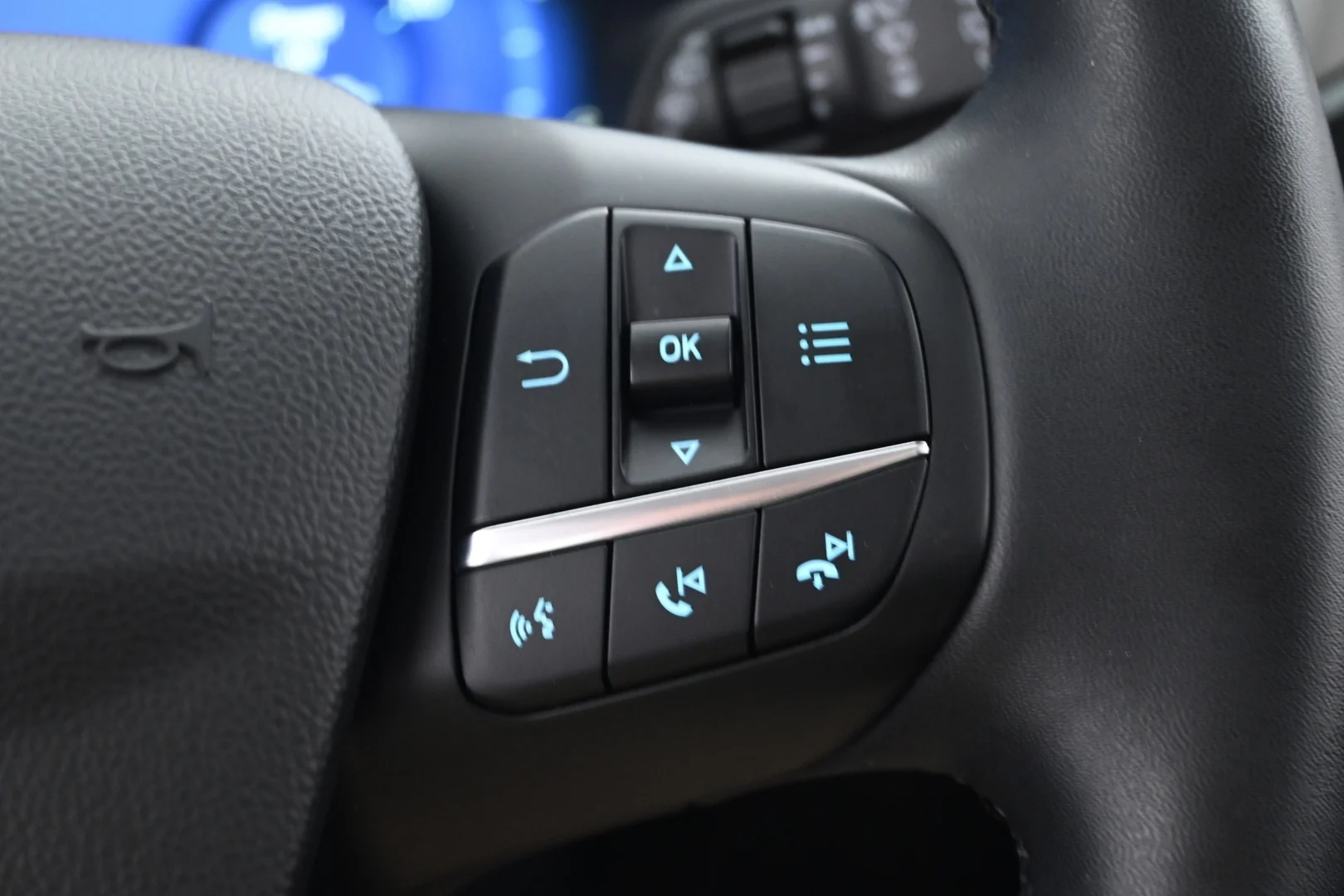 Car Image - kY200rpT3q8RuevH3u2FJ