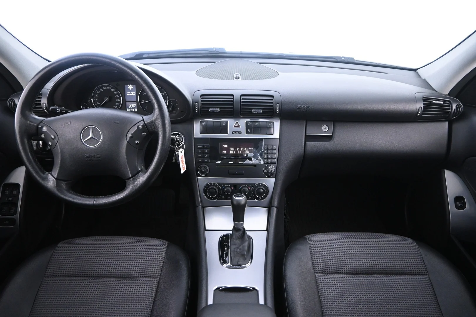 Car Image - 3dlqT7jko6rzZJnX8kjf4b