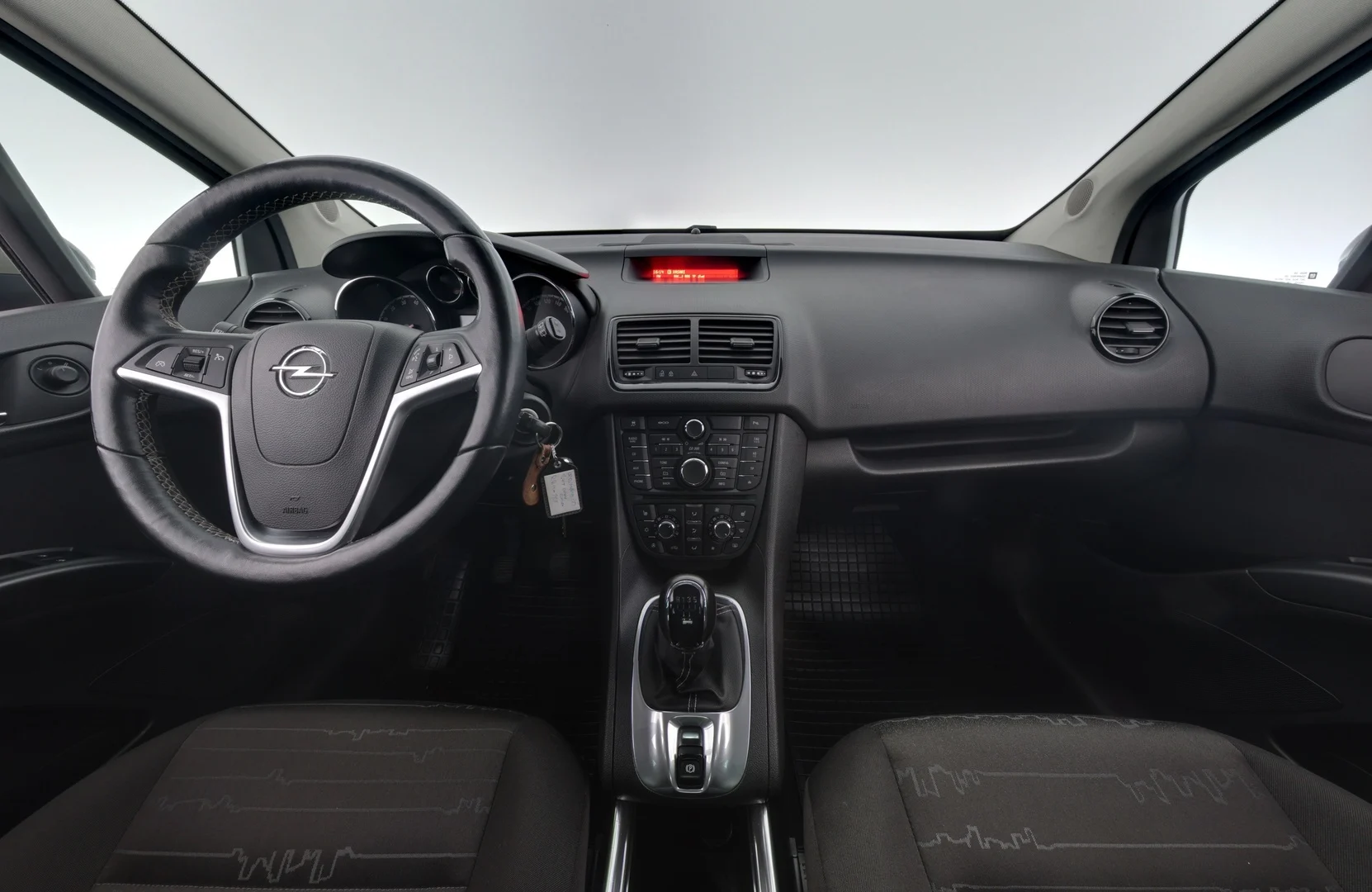 Car Image - 3ErD7zzcaAIS8fYoZ8IV4r