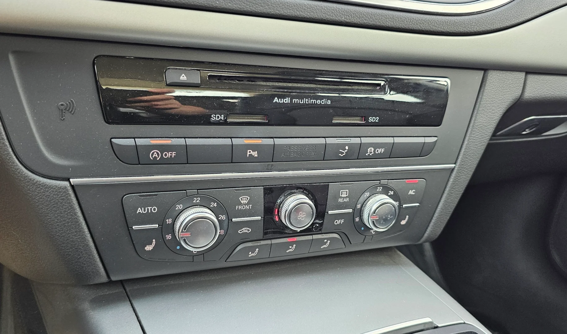 Car Image - 2zlbXemcAOhScu35xHdeEH