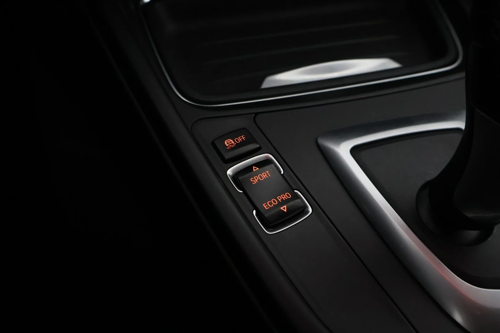 Car Image - 6vo9EWUw19zQ7TCUzhWwiA