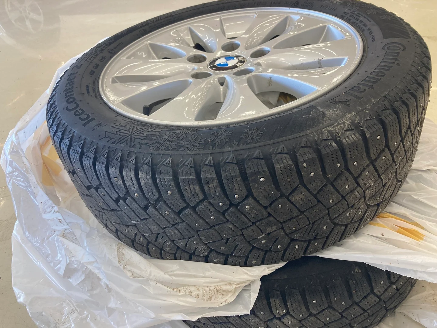 Car Image - 17mRKy1hlgkmXzBNQA96Yf