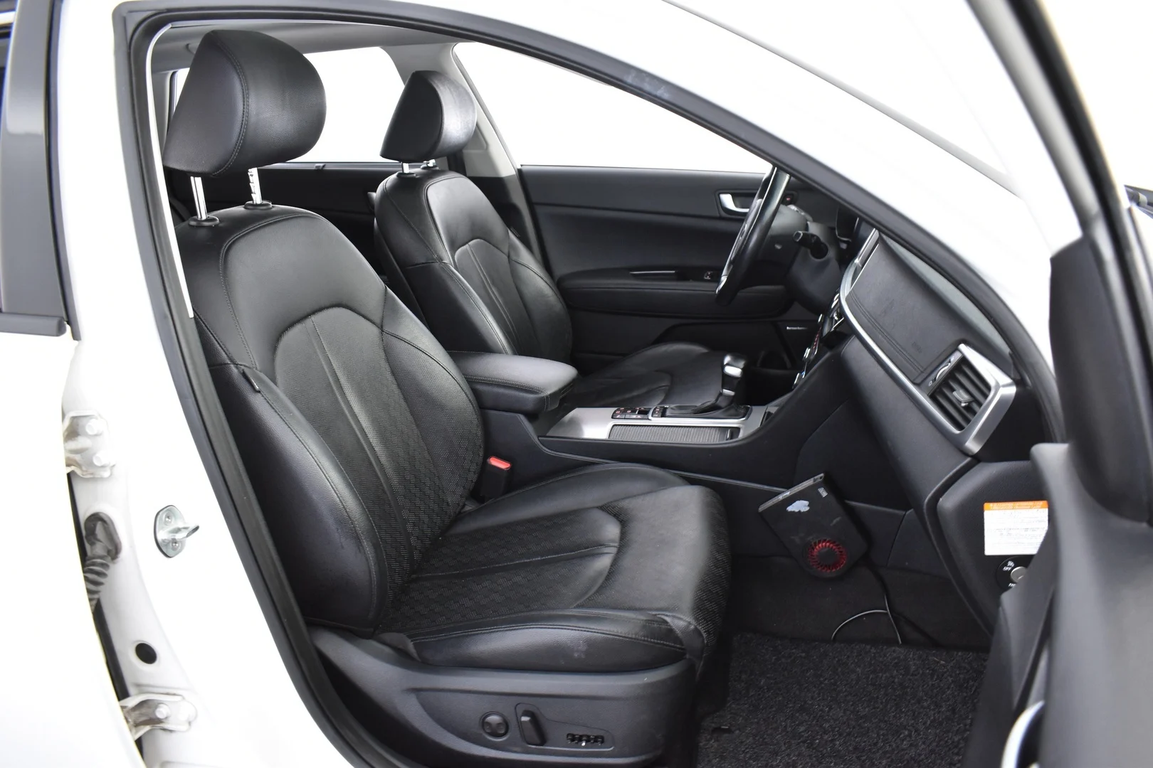 Car Image - 4GzaahiNLNwJW3bqLIPPN2