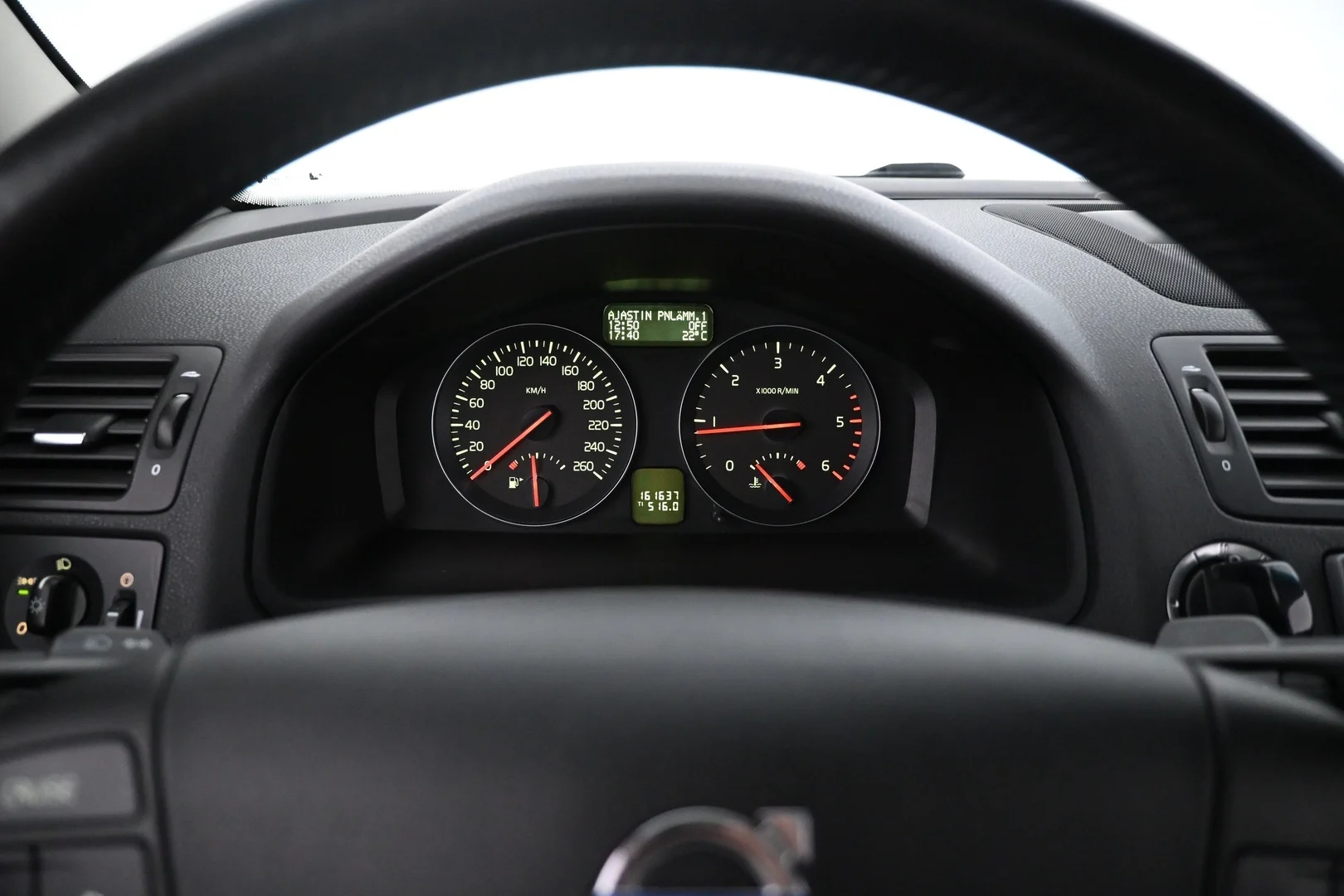 Car Image - 5RPsAn0kj4maSpNFh9Xw31