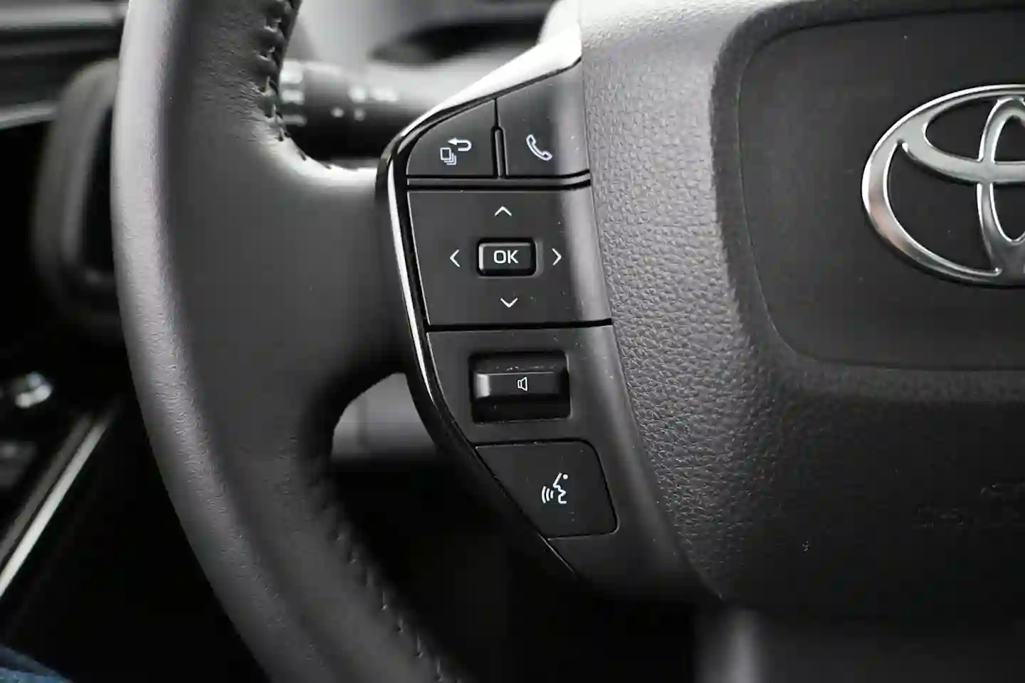 Car Image - 7vFtIUBLPNm46zl6iLtAhk
