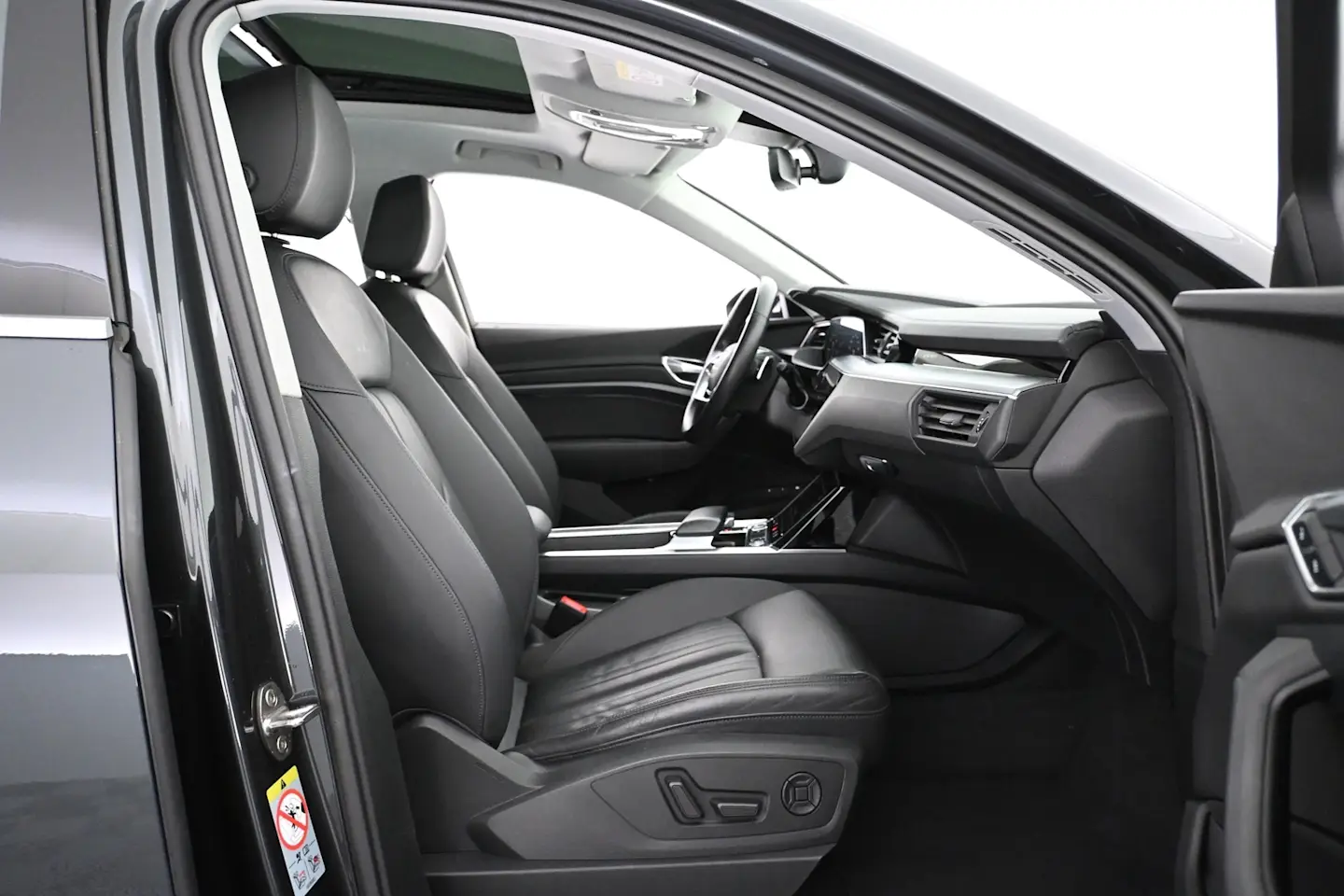 Car Image - 5F9bb1dijmJ24VGe5CpLu7
