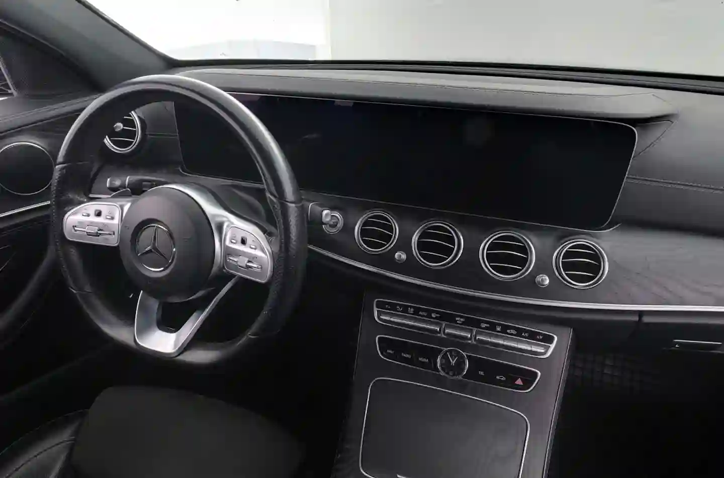 Car Image - 71IW2sAanS9mUPWxxe3yV9