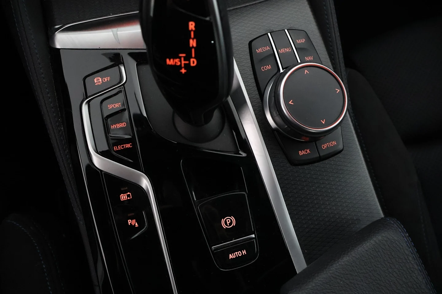 Car Image - 4dlW0SPZk1uF7IrAuai8RL