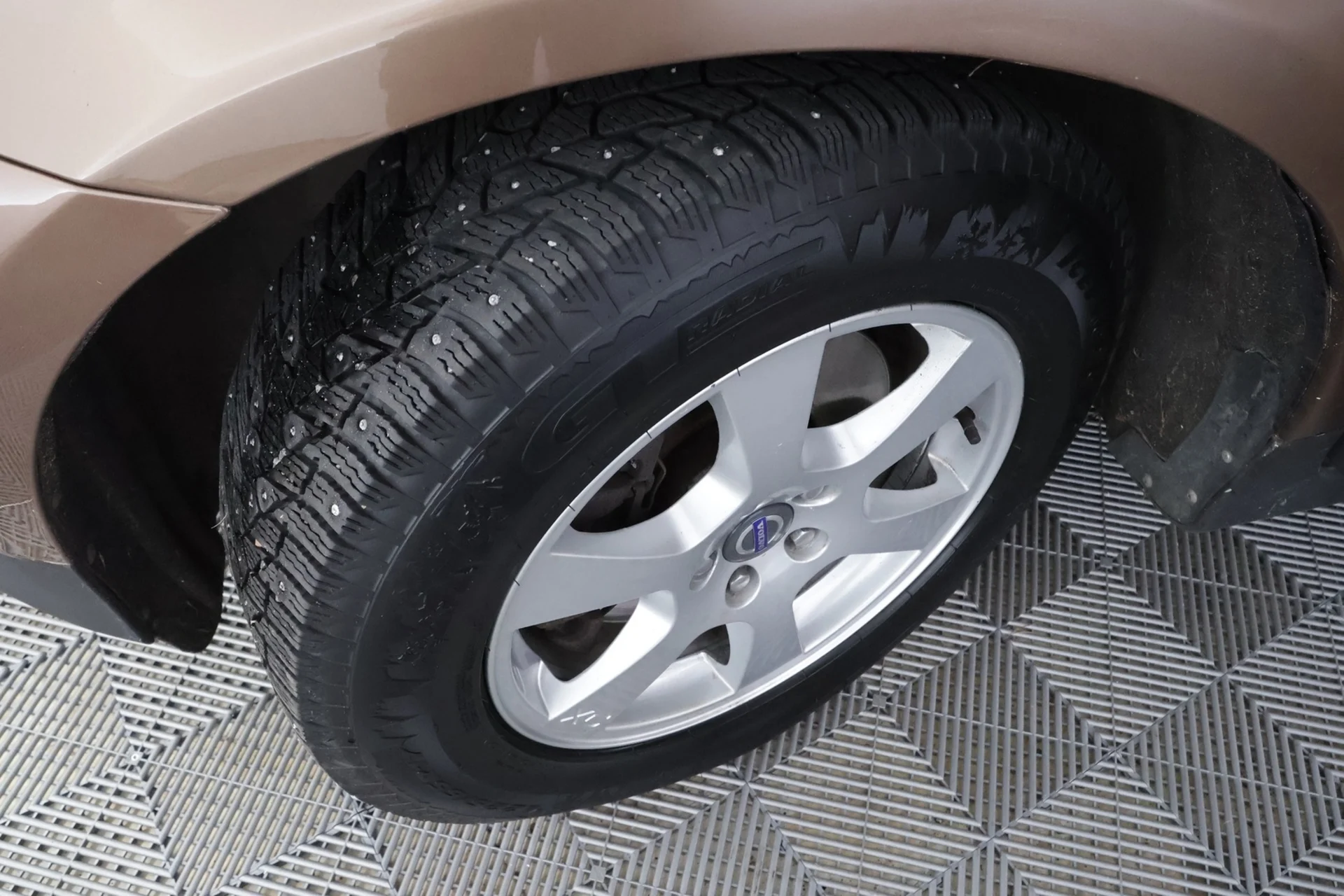 Car Image - 5dLXYhSCap0iYQuj96Qq3D