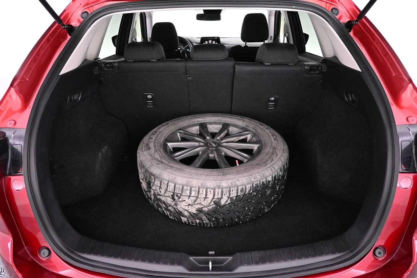 Car Image - 3XJivPPTx3zo7qc2yGyFk8