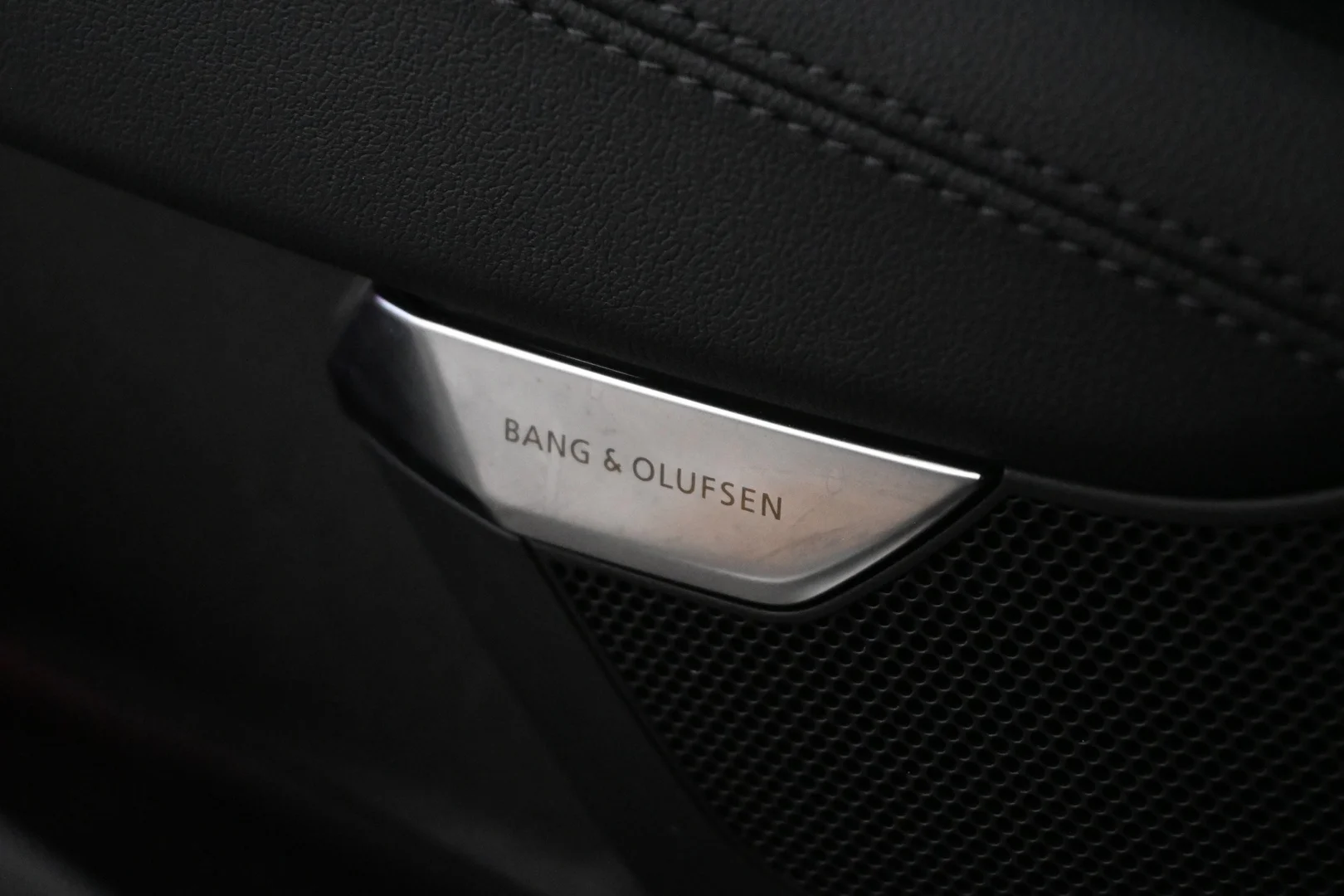 Car Image - 7btMBjPlvkDXS2skWg8tVs