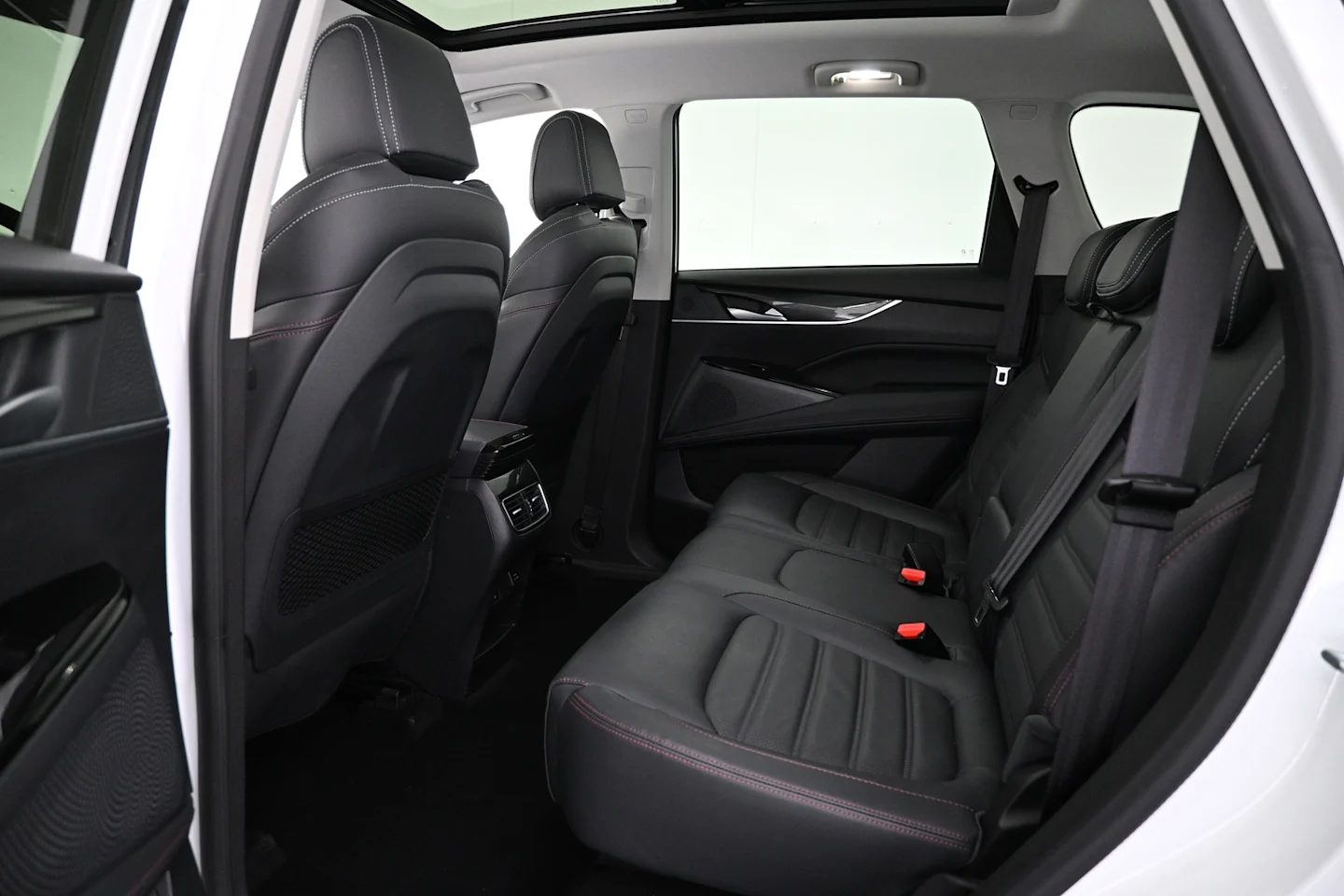 Car Image - 47fEHJfSZDAxhvW9zuP2L0