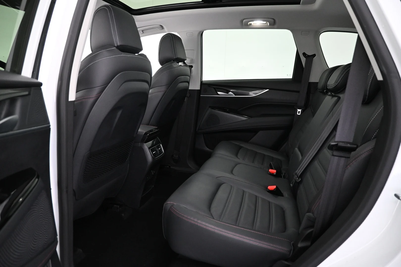 Car Image - 47fEHJfSZDAxhvW9zuP2L0