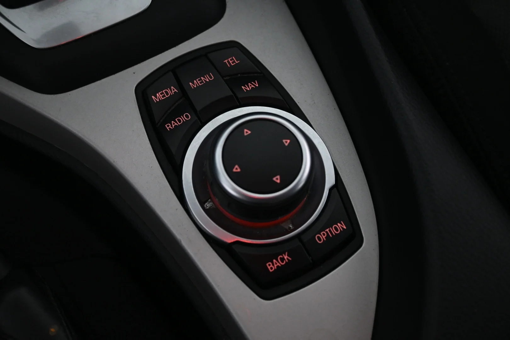 Car Image - 1cPfhNLb6ttVaW7sIrtE0i