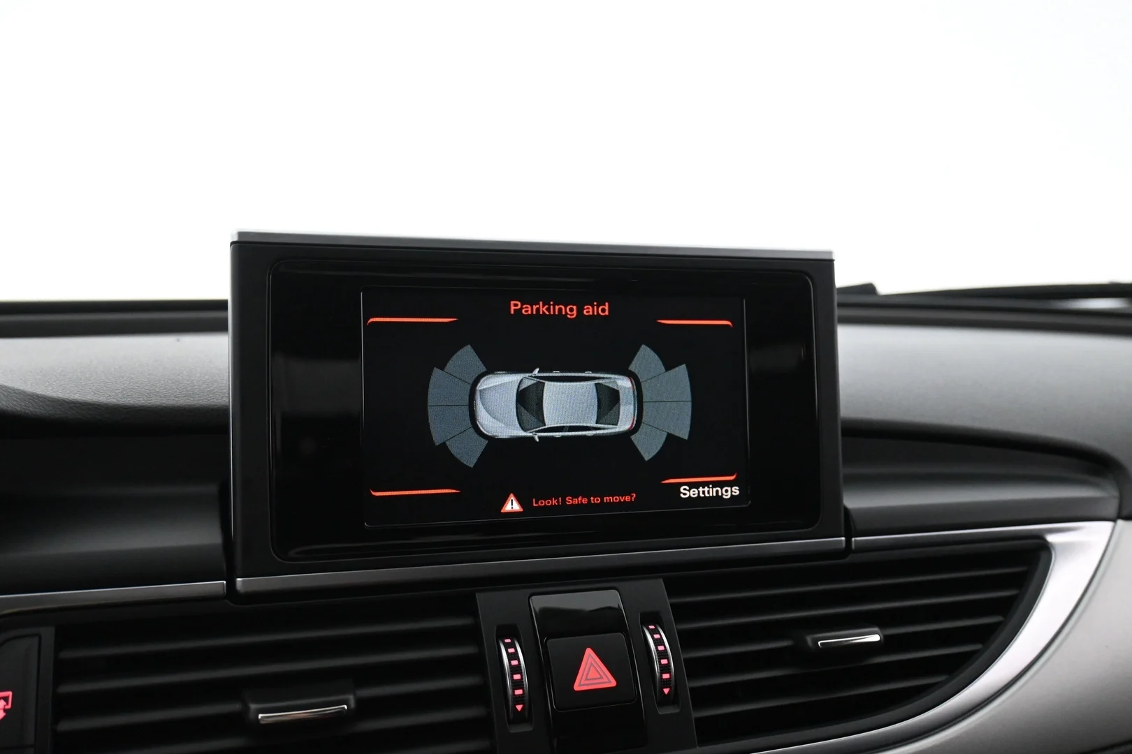Car Image - 2M6WbS5v0Yo7MAR2w8GTmG