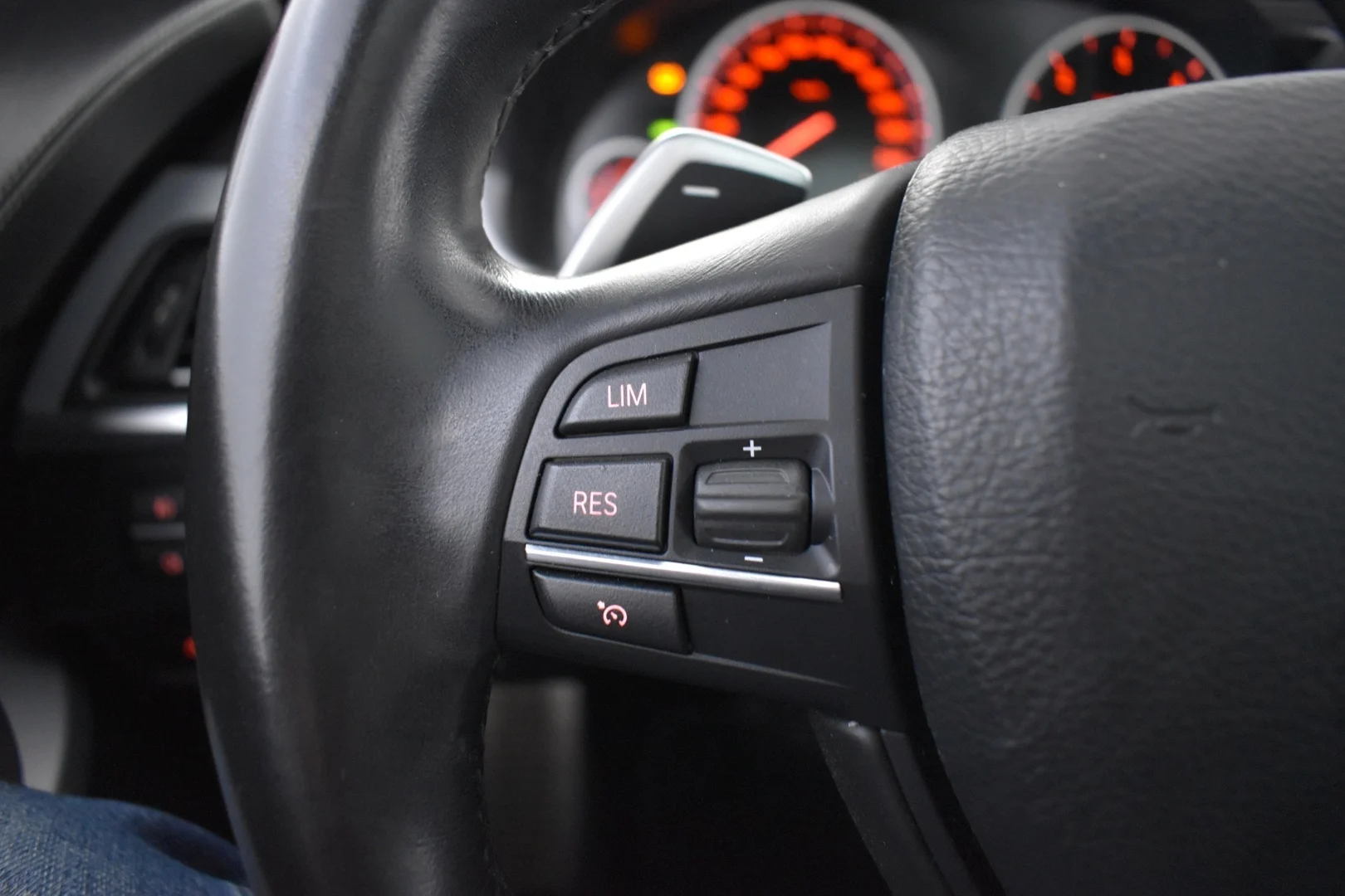 Car Image - 2AcqzMlbVcLCyTPz04F3wL