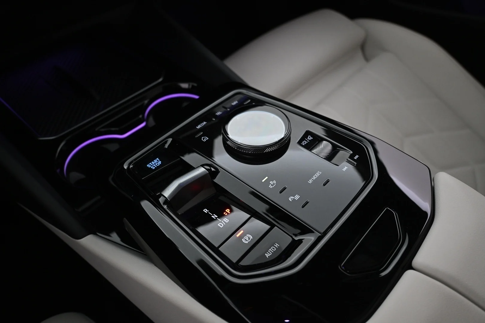 Car Image - 5tsARDLsTrSnImvRlgSMk9