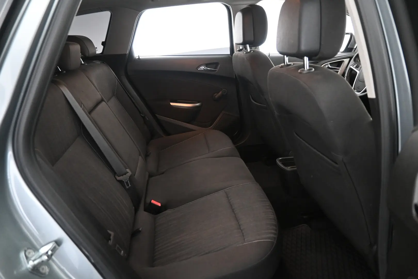 Car Image - 5kIZbr6xlzjHoZORfNDLzn