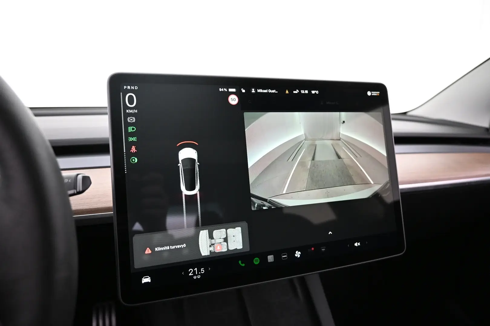 Car Image - uVWAHKyxUc5qsOsEkcRQu