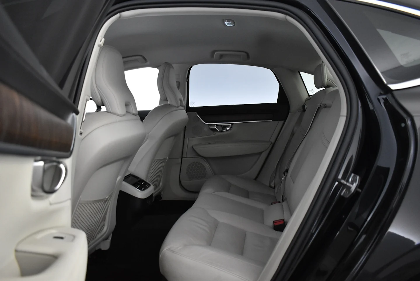 Car Image - 1xKQwIVk54zlvsoHlETM36